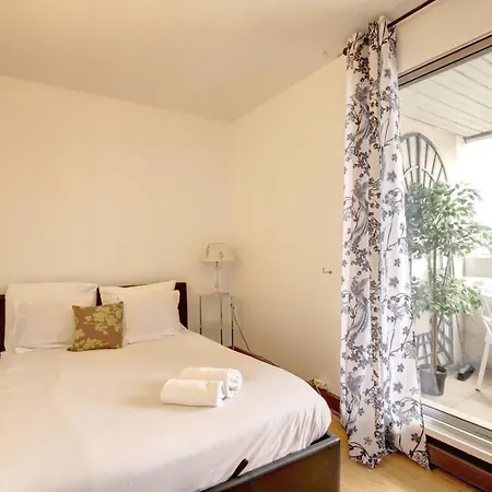 Logement Pour 4 Pers Proche Des Buttes Chaumont Paris Exterior photo
