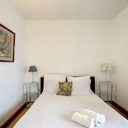 Logement Pour 4 Pers Proche Des Buttes Chaumont Paris Exterior photo